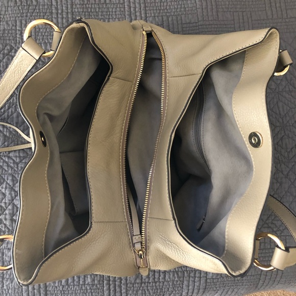 Vince Camuto medium sized cream colored tote! - Picture 3 of 4